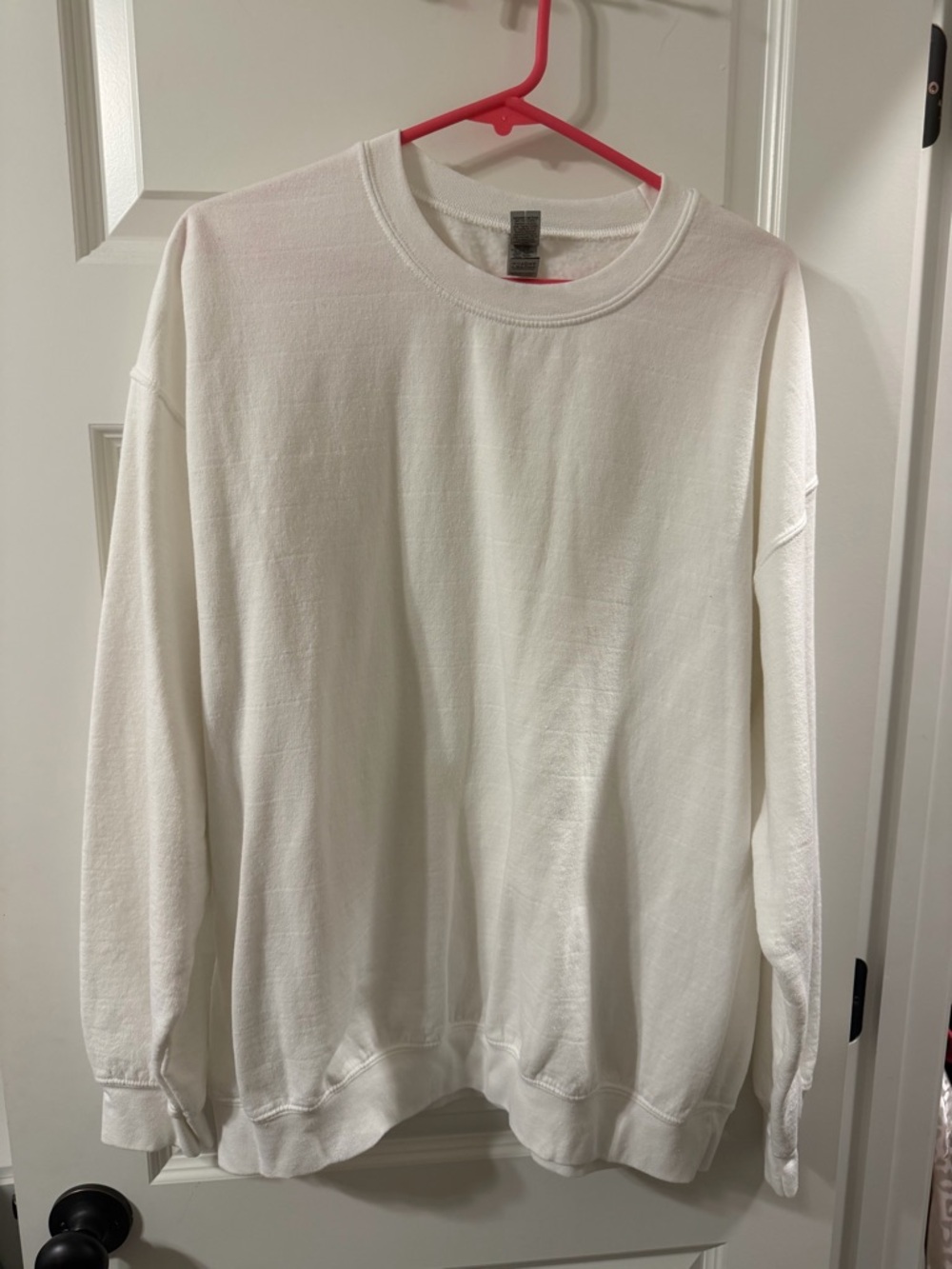 Gildan White Crewneck Sweatshirt